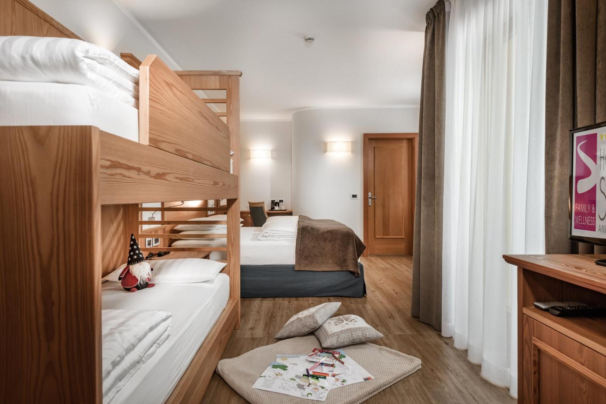 Family Hotel Serena Andalo Kültér fotó